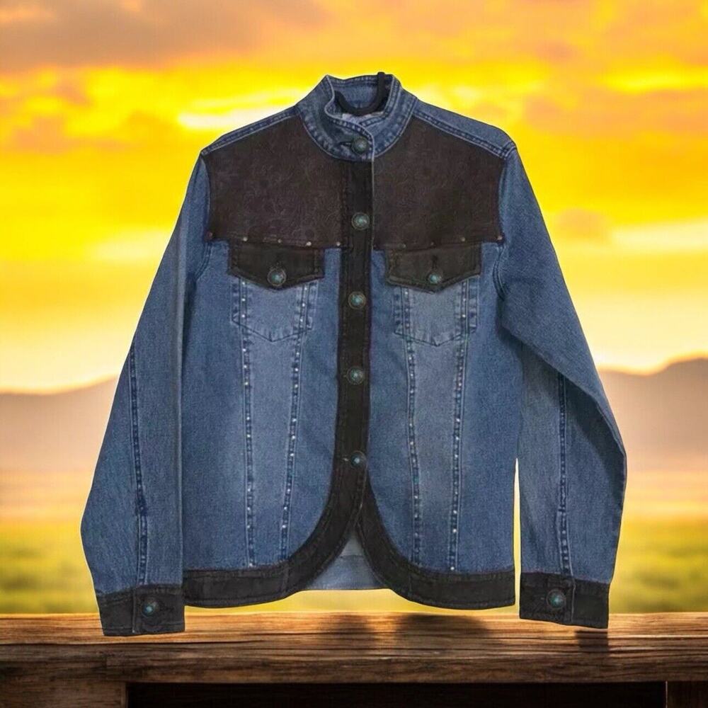 DG2 Diane Goodman turquoise studded western jean Jacket Cowboy Women’s‎ Sz XS